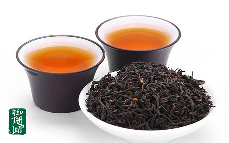 Trà đen trải qua một loạt các công đoạn phức tạp và cầu kỳ