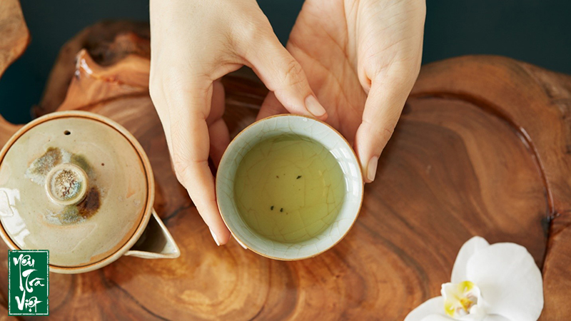 Lưu ý một số điều khi dùng bạch trà
