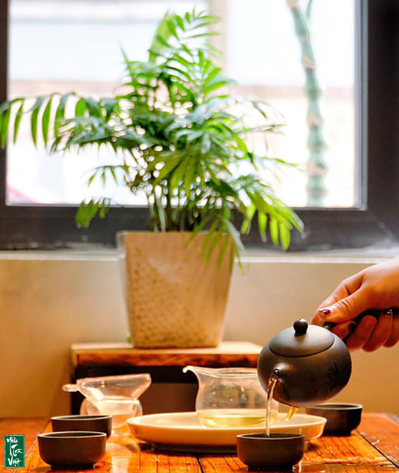 Một góc pha trà tại quán trà Tản Mạn