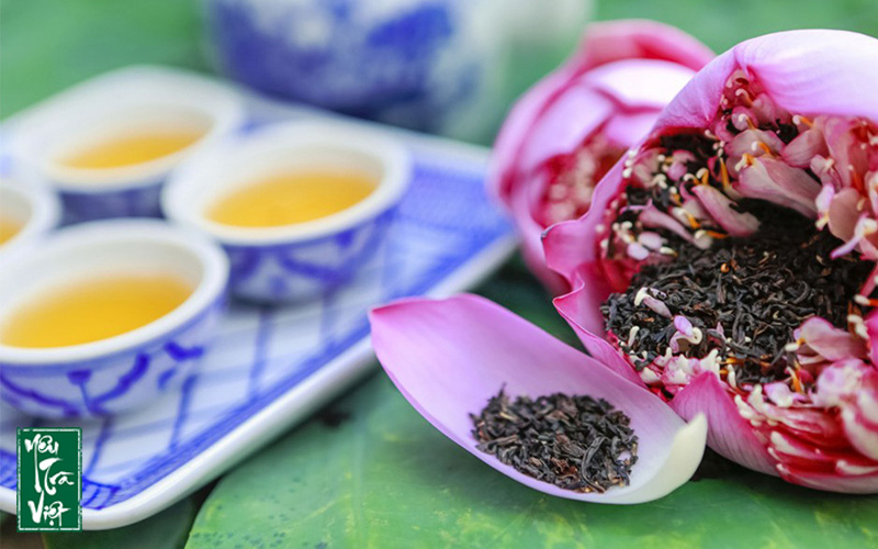 Trà sen Tây Hồ là một trong những sản có tiếng tại Hà Thành