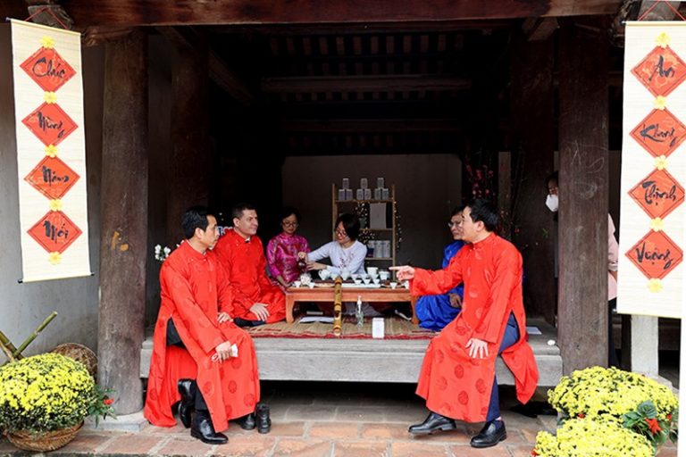 Không gian thưởng trà của Tiên Thiên Trà gây ấn tượng đặc biệt