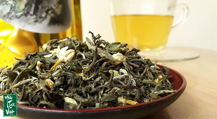 Uớp trà nhài khá cầu kỳ