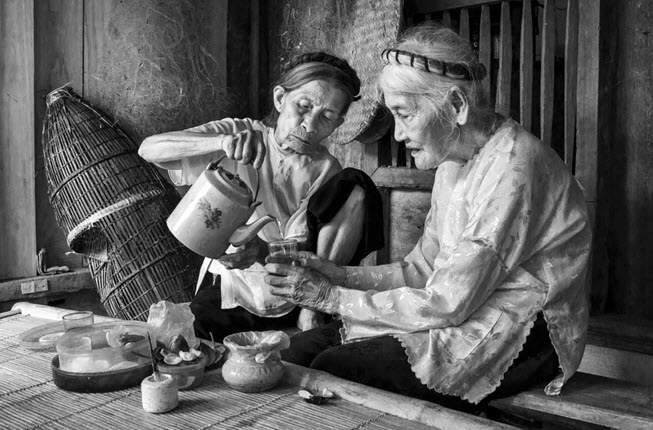 Lịch sử dùng trà trong phong tục tập quán uống trà