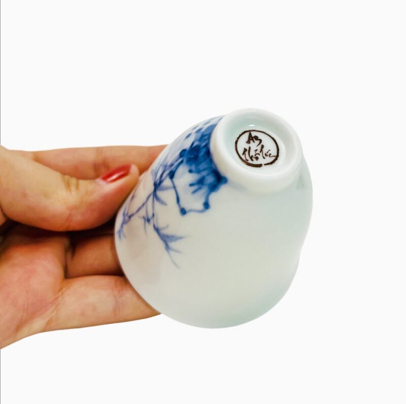 Chén Sứ Vẽ Tay Dáng Cao, Thấp Chén Sứ Vẽ Tay Dáng Cao, Thấp