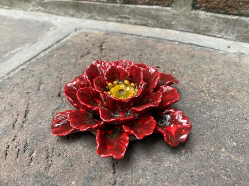 Hoa mẫu đơn đỏ – Gốm Sứ Thái Anh