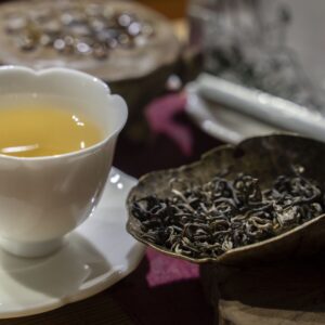 Lục trà thượng hạng 2 Hộp Lục trà thượng hạng – 100g – BashTea