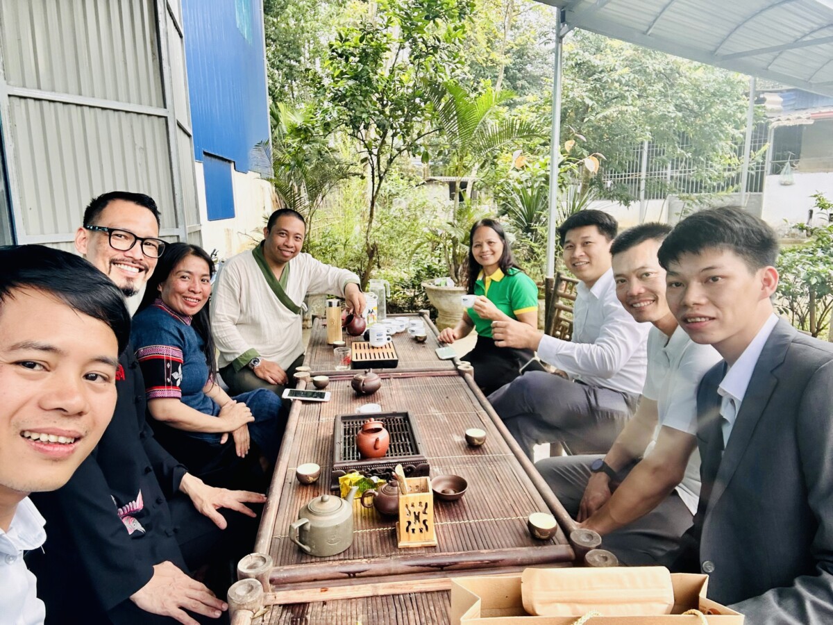 Chúc mừng HTX Nguyên Hương, xã Hoàng Nông, huyện Đại Từ, tỉnh Thái Nguyên khai trương