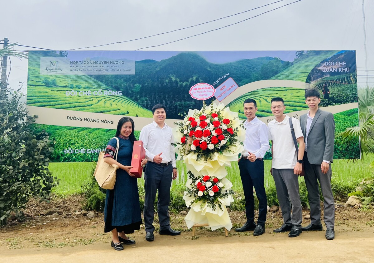 Chúc mừng HTX chè Nguyên Hương, xã Hoàng Nông, huyện Đại Từ, tỉnh Thái Nguyên khai trương
