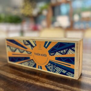 Thien khoi 1 Thiên Khôi – Trà Shan Tuyết cổ thụ đóng bánh – Tiên Thiên Trà