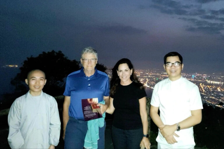 Nghệ nhân Hoàng Anh Sướng chia sẻ buổi thiền trà của tỷ phú Bill Gates ở Đà Nẵng